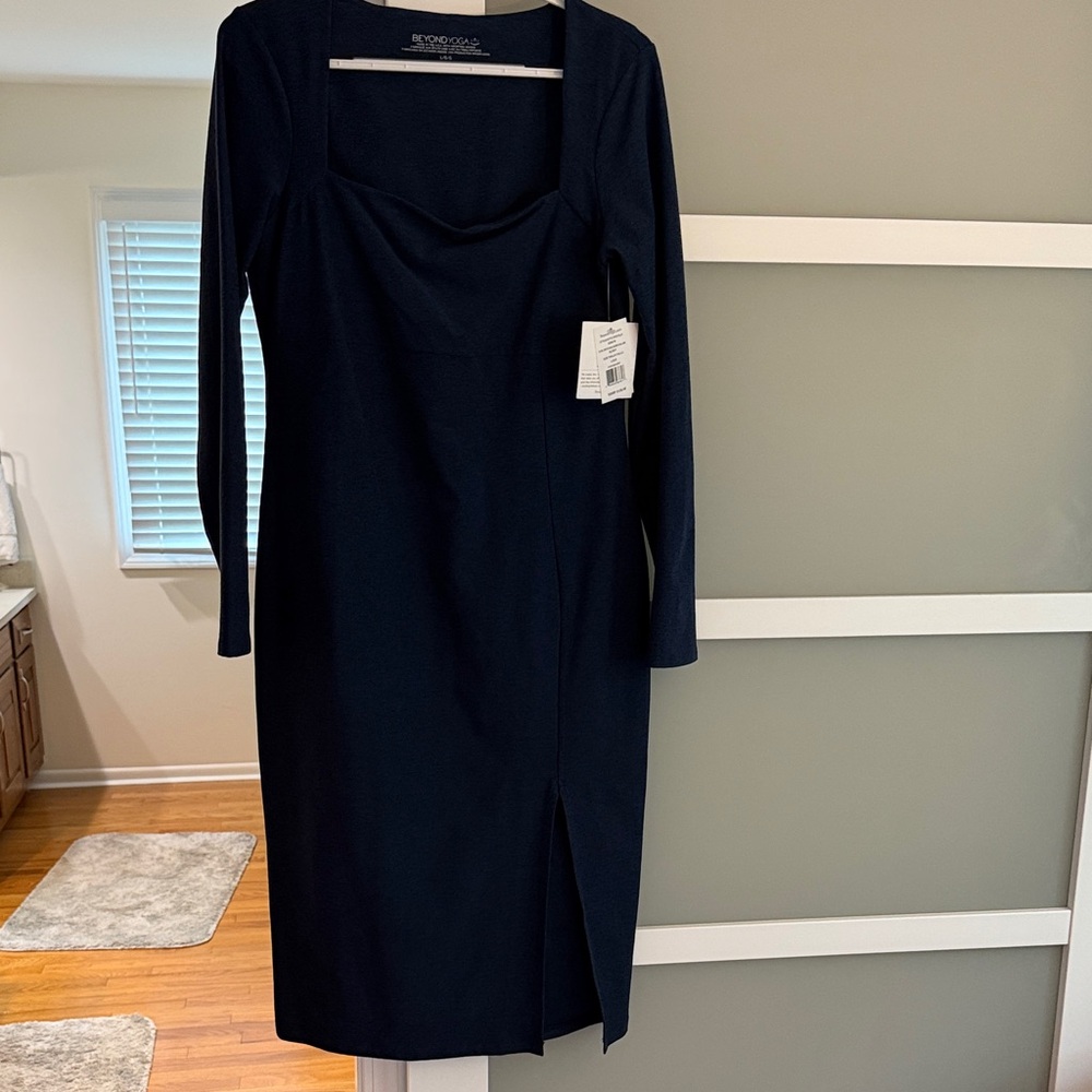 Beyond Yoga Midnight Blue Long Sleeve Dress size large NWT